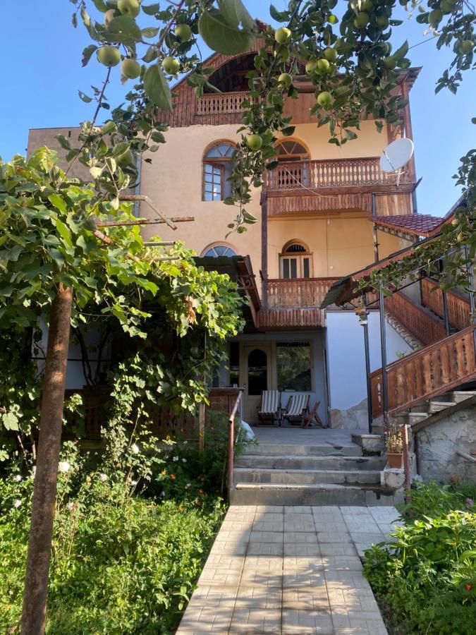 Areguni Guest House Дилиян Екстериор снимка