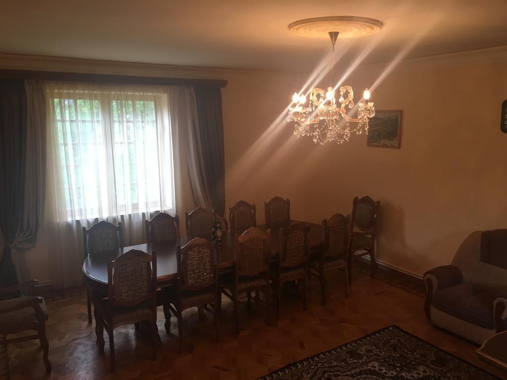 Areguni Guest House Дилиян Екстериор снимка