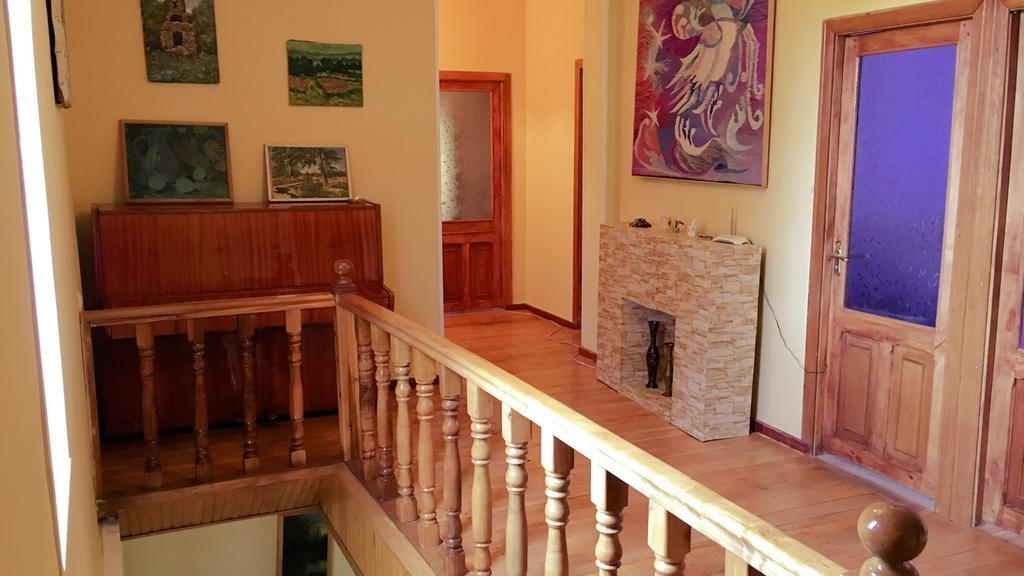 Areguni Guest House Дилиян Екстериор снимка