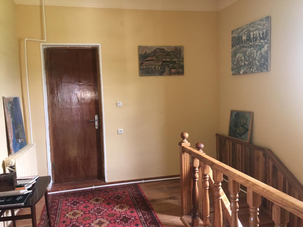 Areguni Guest House Дилиян Екстериор снимка