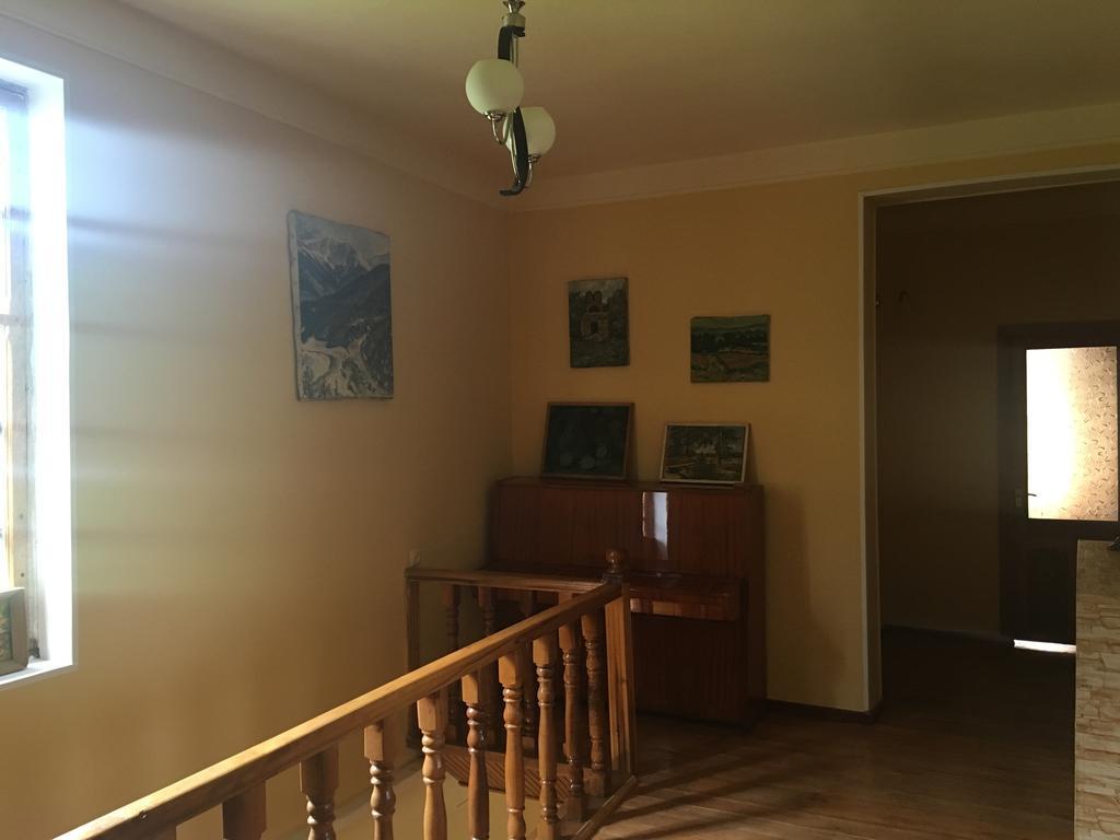 Areguni Guest House Дилиян Екстериор снимка